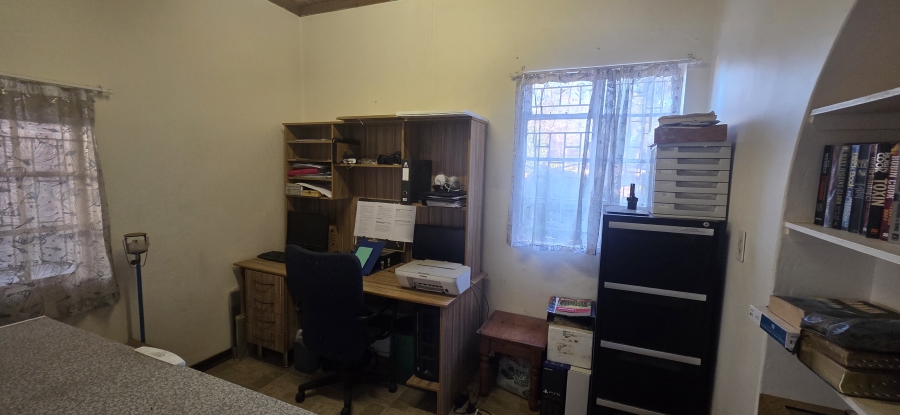 4 Bedroom Property for Sale in Rhodesdene Northern Cape